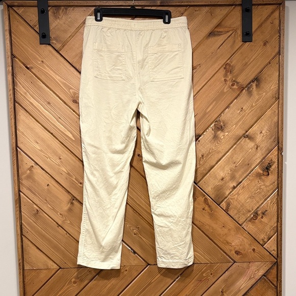 Tahari Cream Drawstring Utility Joggers Medium NWOT - Picture 4 of 5